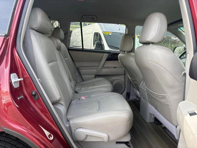 2010 Toyota Highlander Base