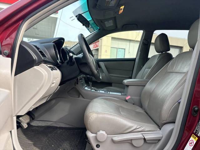 2010 Toyota Highlander Base