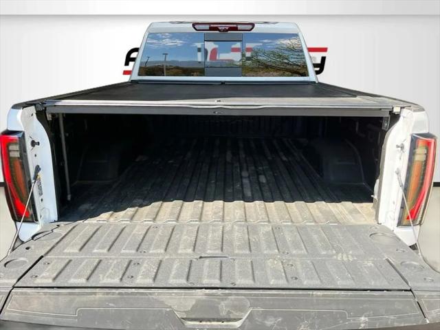 2024 GMC Sierra 2500HD 4WD Crew Cab Standard Bed AT4X