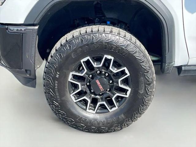 2024 GMC Sierra 2500HD 4WD Crew Cab Standard Bed AT4X