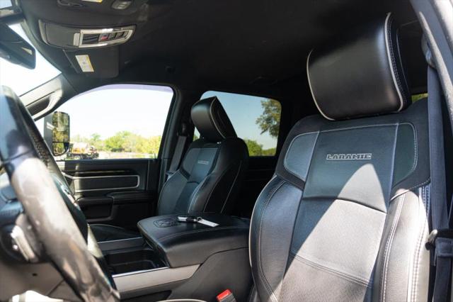 2020 Ram 3500 Laramie Crew Cab 4x4 8' Box