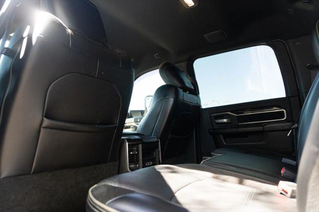 2020 Ram 3500 Laramie Crew Cab 4x4 8' Box