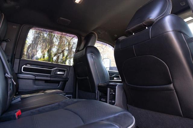 2020 Ram 3500 Laramie Crew Cab 4x4 8' Box