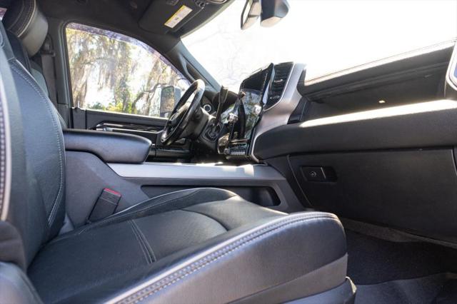 2020 Ram 3500 Laramie Crew Cab 4x4 8' Box