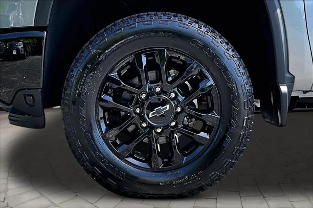 2026 Chevrolet Silverado 2500HD Crew Cab, Standard Bed, LT, 4WD