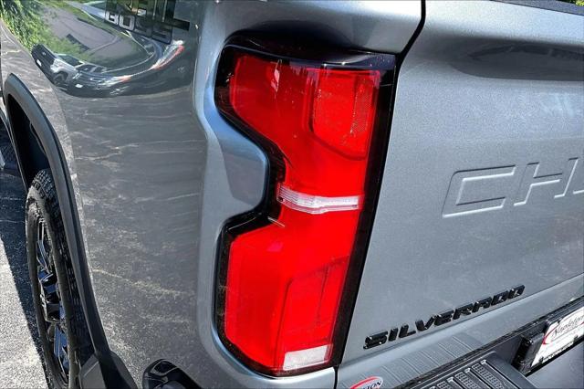 2026 Chevrolet Silverado 2500HD Crew Cab, Standard Bed, LT, 4WD