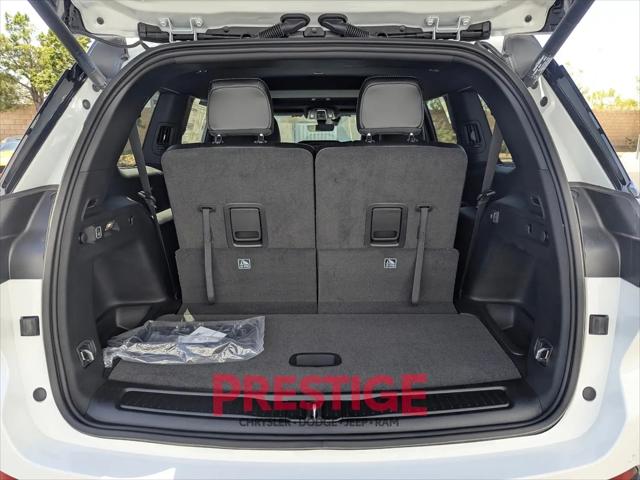 2026 Jeep Grand Cherokee L Altitude 4x4