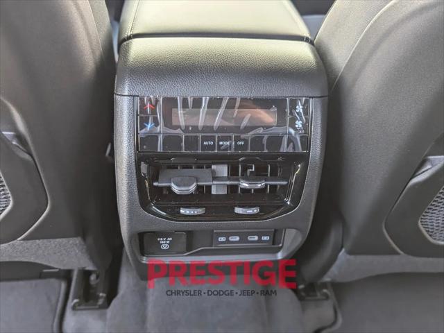 2026 Jeep Grand Cherokee L Altitude 4x4