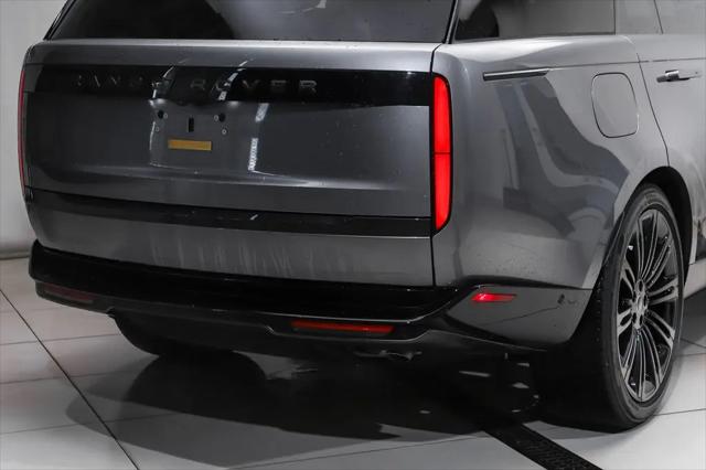2025 Land Rover Range Rover P530 SE