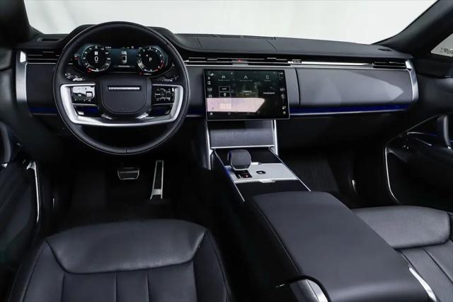 2025 Land Rover Range Rover P530 SE