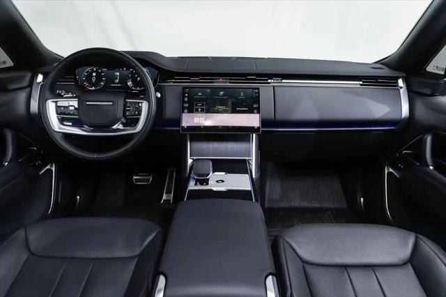 2025 Land Rover Range Rover P530 SE