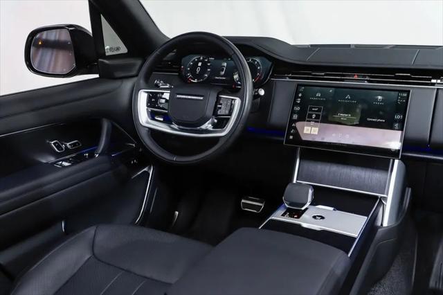 2025 Land Rover Range Rover P530 SE