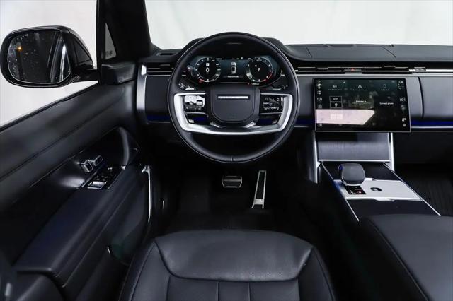2025 Land Rover Range Rover P530 SE