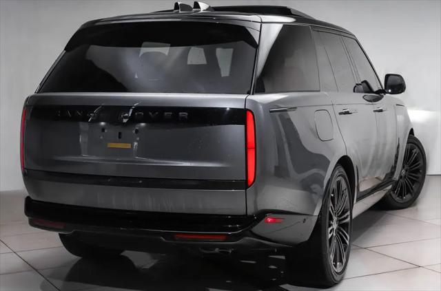 2025 Land Rover Range Rover P530 SE