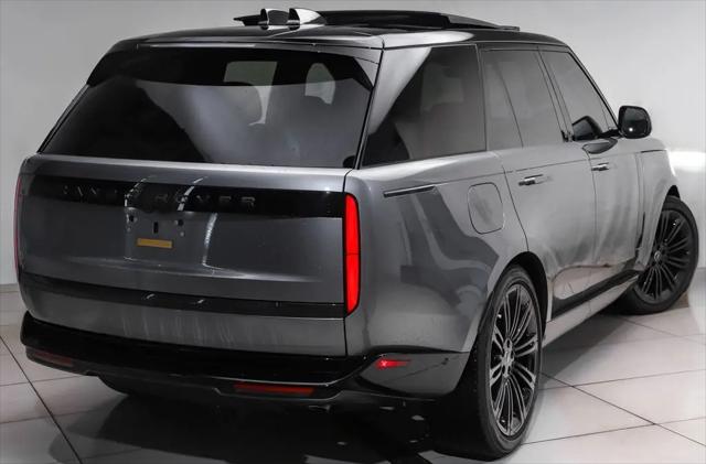 2025 Land Rover Range Rover P530 SE