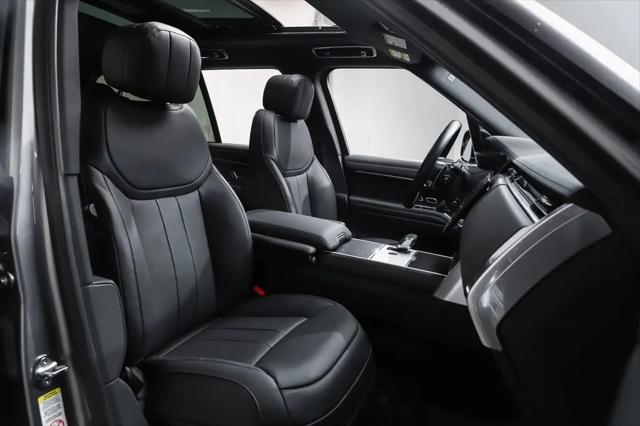 2025 Land Rover Range Rover P530 SE