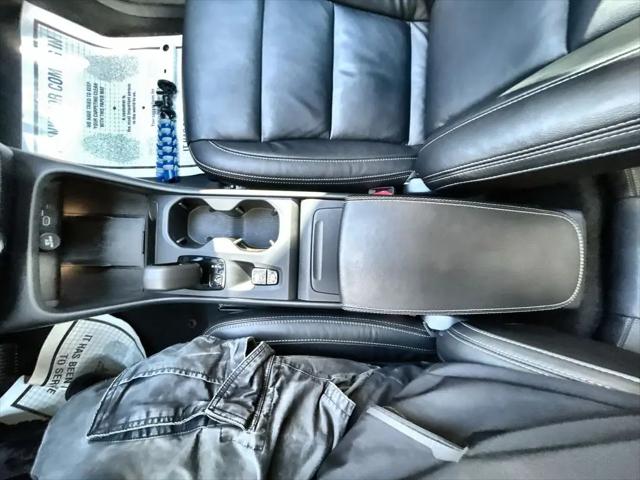 2024 Volvo XC40 B5 Core Bright Theme