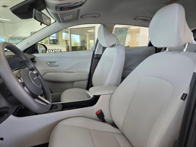 2026 Hyundai Kona SE