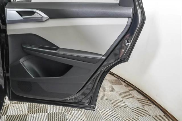 2026 Volkswagen Taos SE