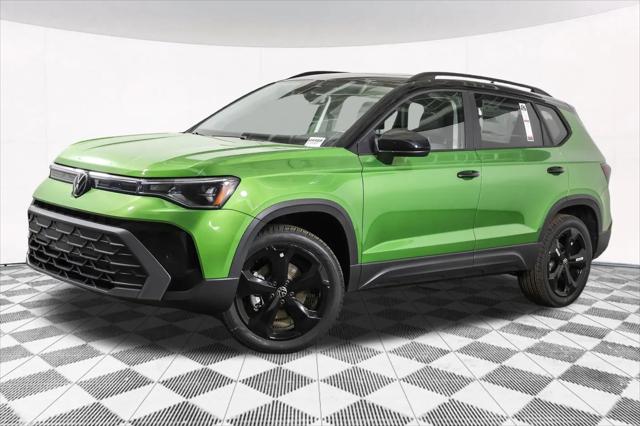 2026 Volkswagen Taos SE Black