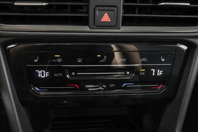2026 Volkswagen Taos SE Black