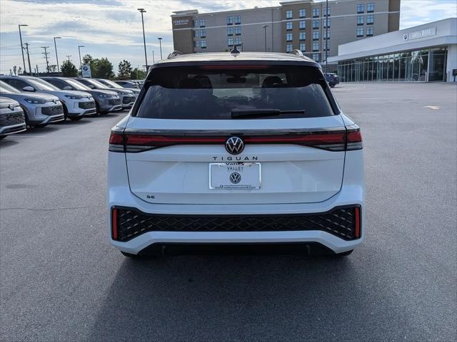 2026 Volkswagen Tiguan SE R-Line Black