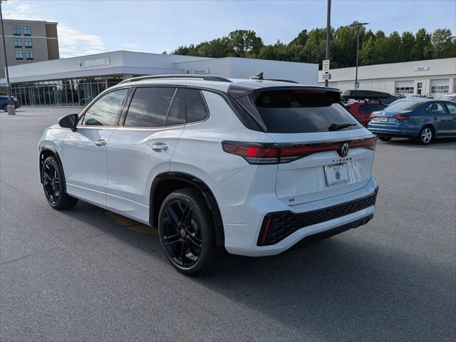 2026 Volkswagen Tiguan SE R-Line Black
