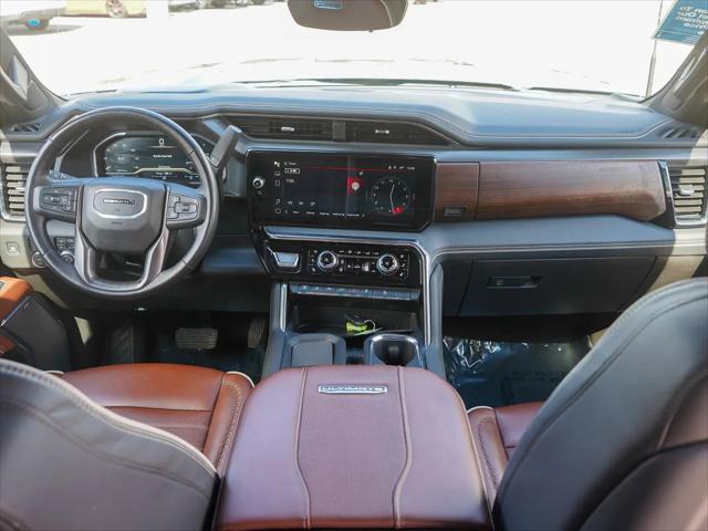 2025 GMC Sierra 3500HD Crew Cab, Standard Bed, Denali Ultimate, 4WD
