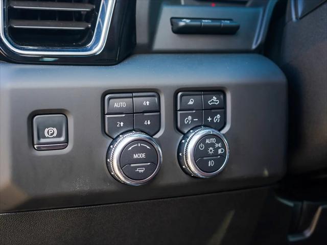 2025 GMC Sierra 3500HD Crew Cab, Standard Bed, Denali Ultimate, 4WD
