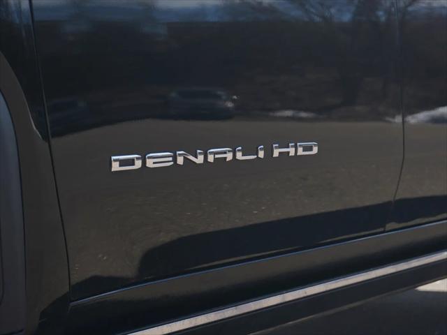 2025 GMC Sierra 3500HD Crew Cab, Standard Bed, Denali Ultimate, 4WD