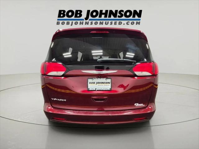 2021 Chrysler Voyager LXI