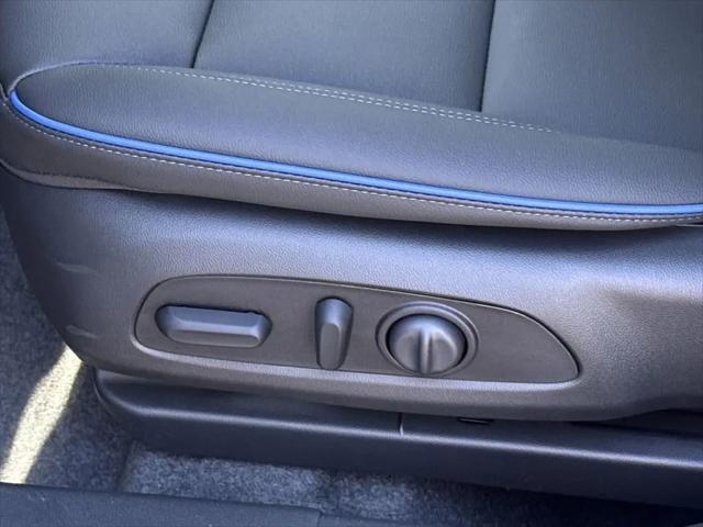 2026 Buick NV Sport Touring FWD