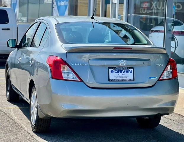 2013 Nissan Versa 1.6 SV