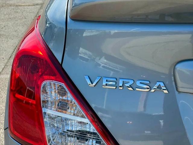 2013 Nissan Versa 1.6 SV
