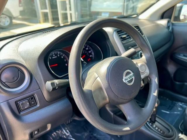 2013 Nissan Versa 1.6 SV