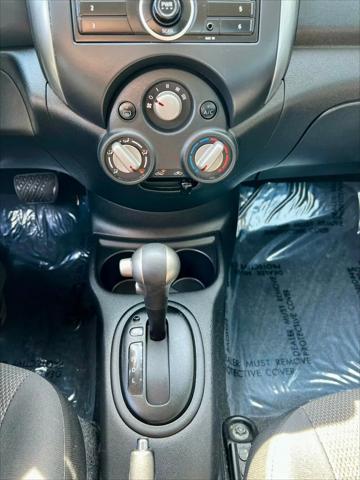2013 Nissan Versa 1.6 SV