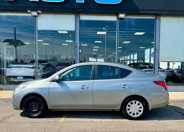 2013 Nissan Versa 1.6 SV