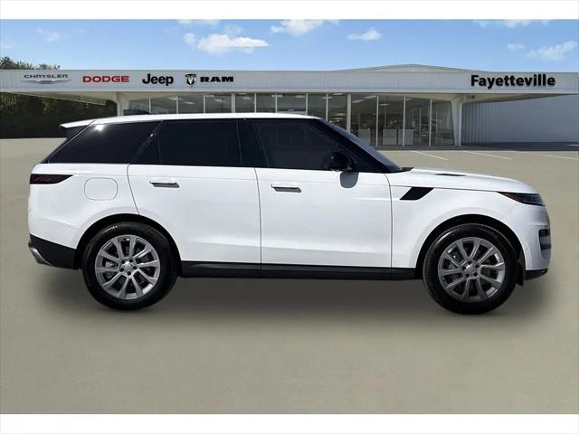 2025 Land Rover Range Rover Sport P360 SE