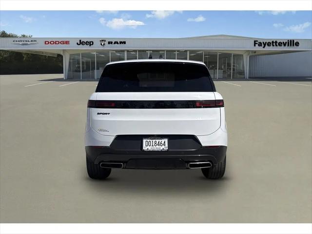 2025 Land Rover Range Rover Sport P360 SE