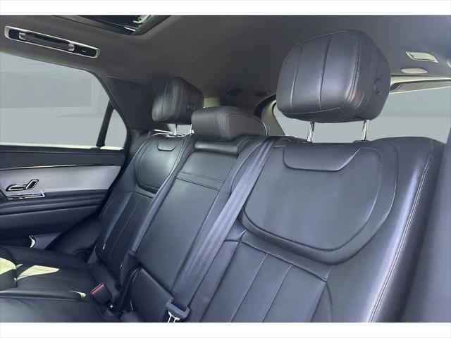 2025 Land Rover Range Rover Sport P360 SE