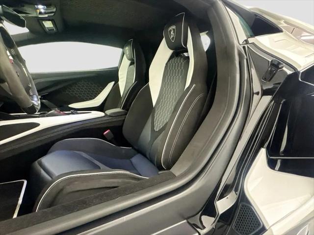 2024 Lamborghini Revuelto Revuelto