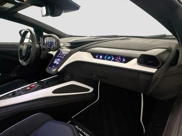 2024 Lamborghini Revuelto Revuelto