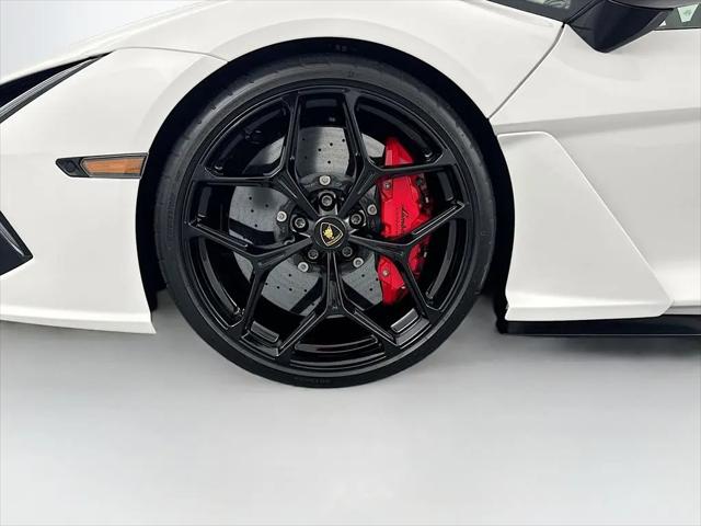 2024 Lamborghini Revuelto Revuelto