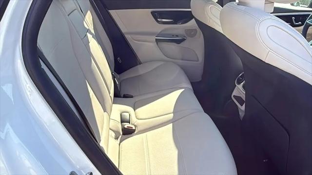 2025 Mercedes-Benz GLC SUV