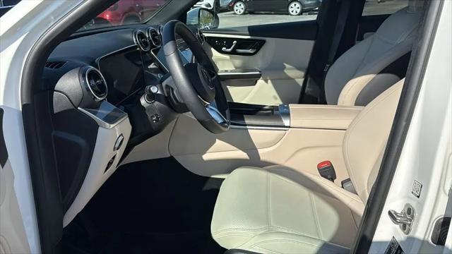 2025 Mercedes-Benz GLC SUV