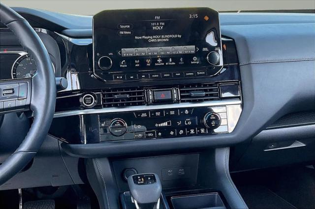 2024 Nissan Pathfinder SL 4WD