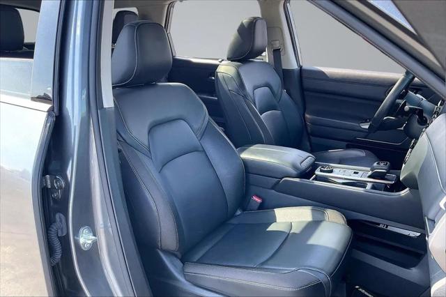 2024 Nissan Pathfinder SL 4WD