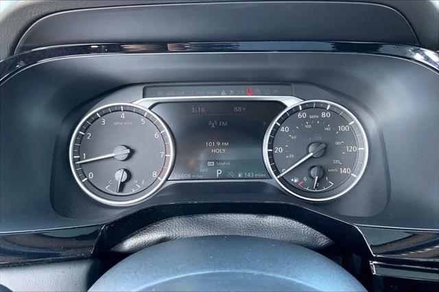2024 Nissan Pathfinder SL 4WD