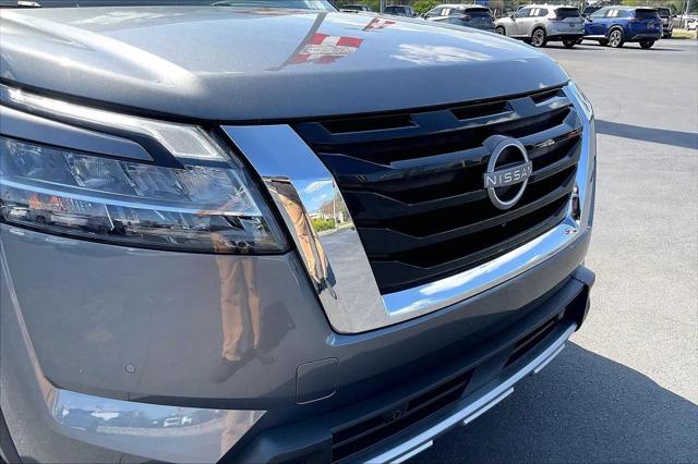 2024 Nissan Pathfinder SL 4WD