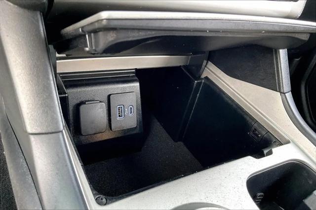 2021 Ford Explorer Base